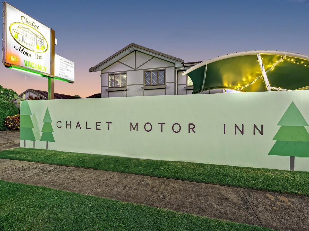 Chalet Motor Inn Bundaberg Exterior foto